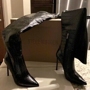 Women over the knee black croc boots. Brand never worn.